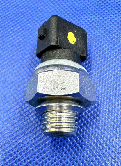 Genuine OEM Kohler OIL PRES SWI NORM CLOS Part ED0067451010-S 0,5BAR ITALY