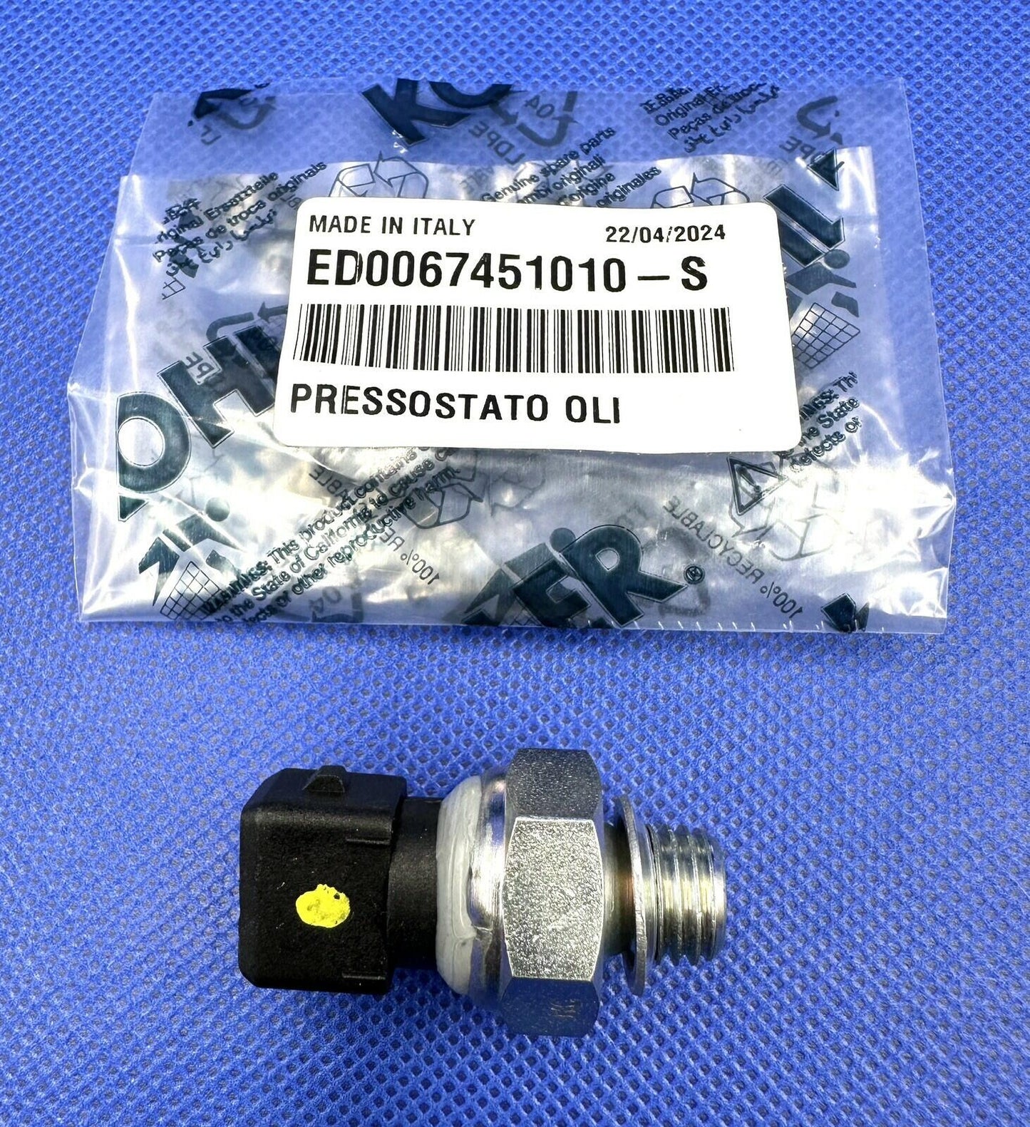 Genuine OEM Kohler OIL PRES SWI NORM CLOS Part ED0067451010-S 0,5BAR ITALY